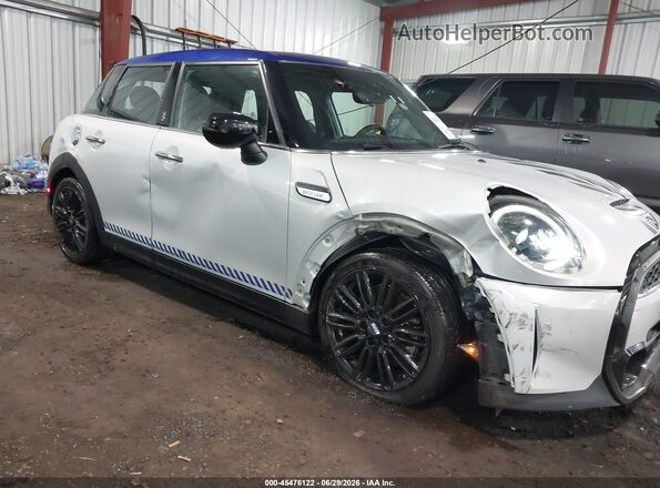 WMW53DK06N2S06367 2022 MINI HARDTOP Silver Front view