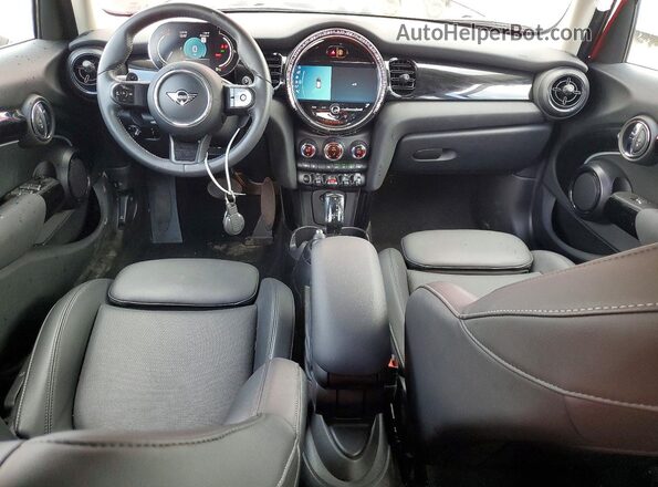 WMW53DK06P2S60707 2023 MINI COOPER Red Առջևի վահանակի տեսք