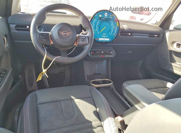 WMW53GD05T2X65811 2026 MINI COOPER Black Dashboard view