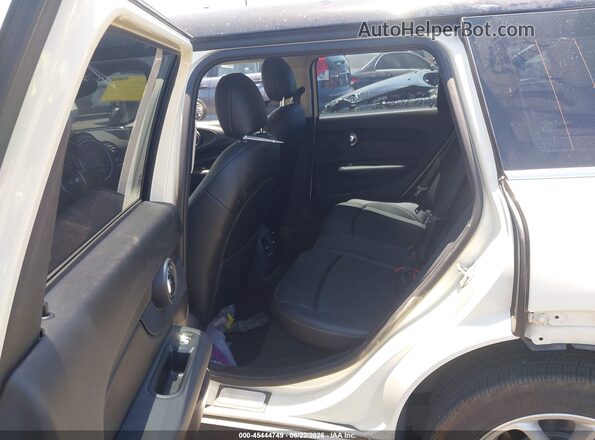 WMWLN5C58G2B28052 2016 MINI CLUBMAN Beige VIN კოდის სტიკერის ხედი