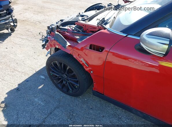 WMWLN5C5XG2B35102 2016 MINI CLUBMAN Red Vista frontal