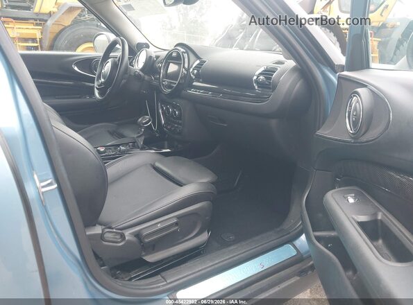 WMWLU5C53H2E83487 2017 MINI CLUBMAN Blue წინა სალონის ხედი