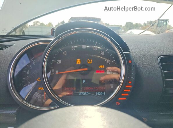 WMWLU5C55H2E80994 2017 MINI COOPER White Instrument cluster view