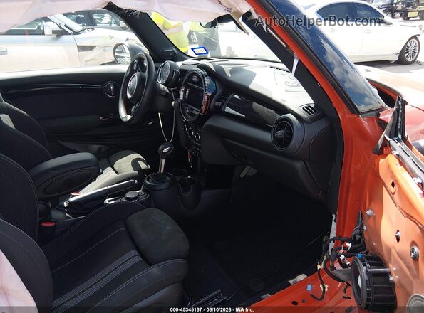 WMWXM9C52K2H38940 2019 MINI HARDTOP Orange Вид салону спереду