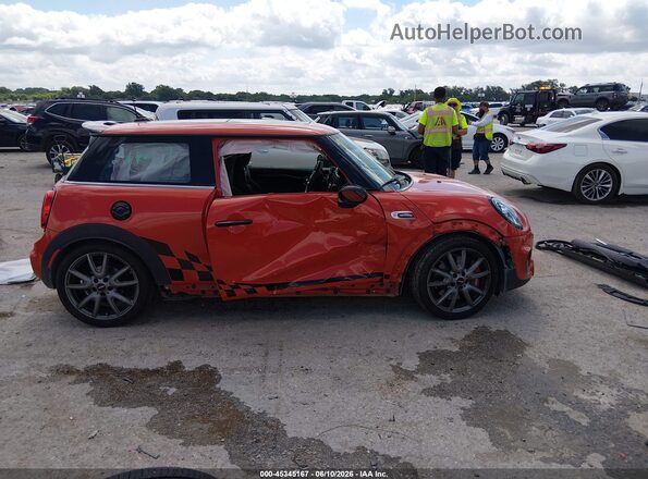 WMWXM9C52K2H38940 2019 MINI HARDTOP Orange Вид задньої частини салону