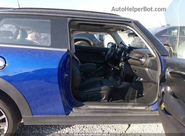 WMWXP7C58K2H60730 2019 MINI HARDTOP Blue Front interior view