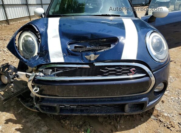 WMWXP7C59H2A44993 2017 MINI COOPER Blue Вид задньої частини салону