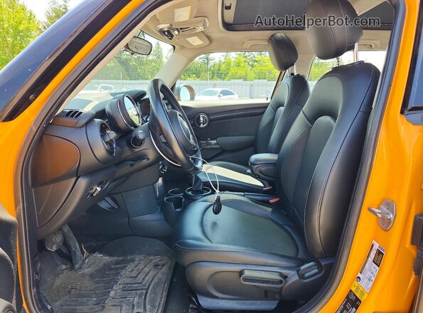 WMWXU1C35H2F78965 2017 MINI COOPER Yellow Widok wnętrza z przodu