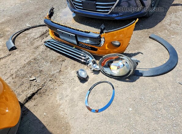 WMWXU1C35H2F78965 2017 MINI COOPER Yellow Widok komory silnika
