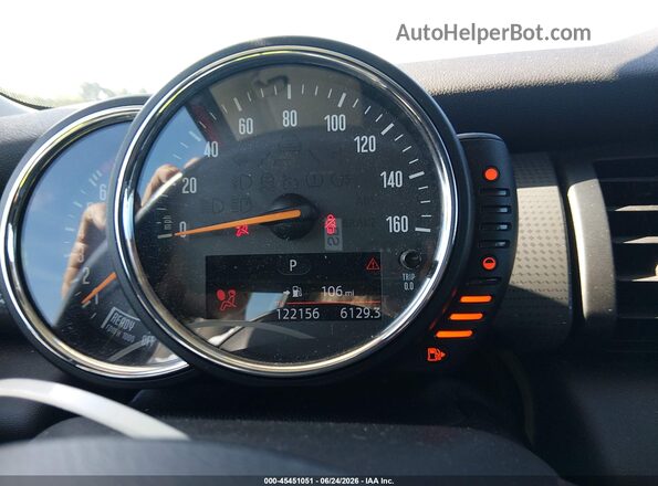 WMWXU1C54G2D10165 2016 MINI HARDTOP Красный Вид задних сидений