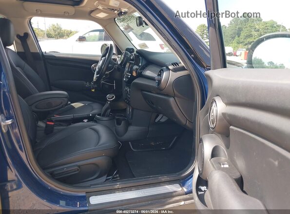 WMWXU1C58J2F81222 2018 MINI HARDTOP Синий Вид салона спереди