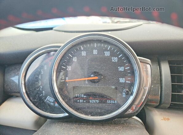 WMWXU3C50K2H86725 2019 MINI COOPER Red Вид щитка приладів