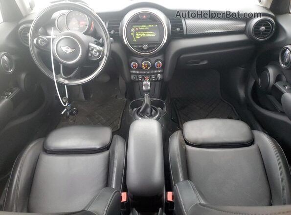 WMWXU3C52J2F50138 2018 MINI COOPER Синий Вид панели приборов