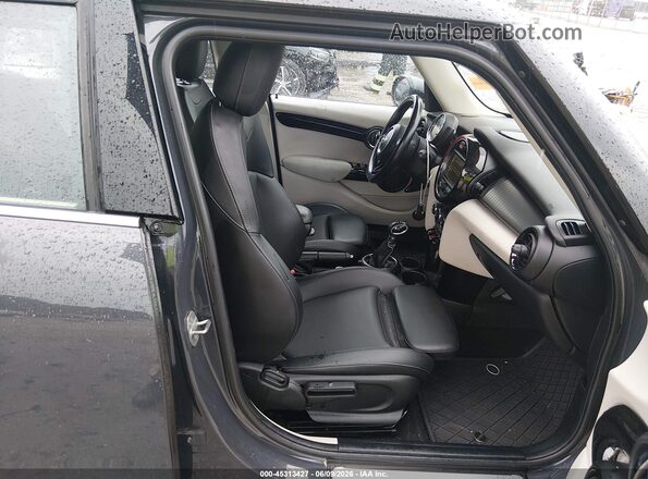 WMWXU3C57H2D32562 2017 MINI HARDTOP Gray Вид салону спереду