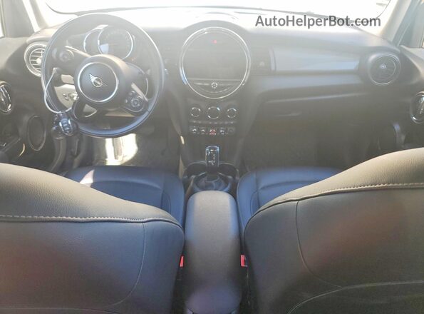 WMWXU7C06L2L41500 2020 MINI COOPER White Vista del salpicadero