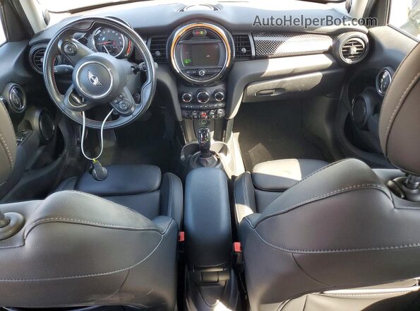 WMWXU9C01L2M66450 2020 MINI COOPER Green Widok deski rozdzielczej
