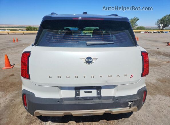 WMZ23GA00S7T38323 2025 MINI COUNTRYMAN White უკანა ხედი