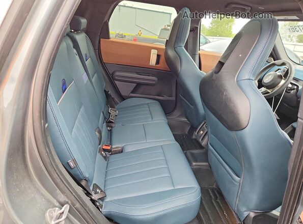 WMZ23GA09S7R90793 2025 MINI COUNTRYMAN Бирюзовый Вид задних сидений