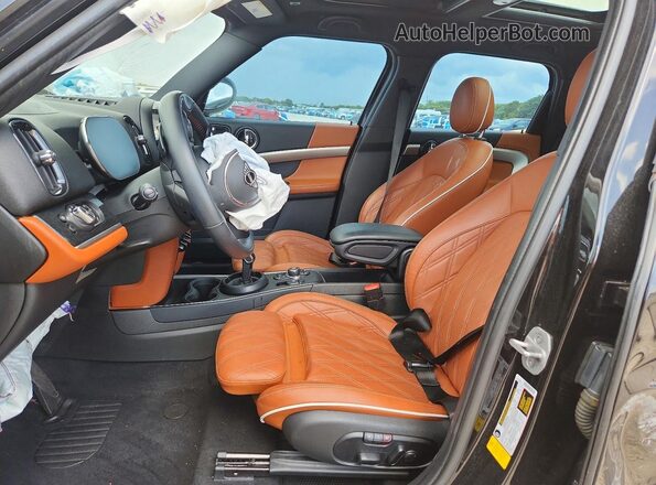 WMZ53BR06M3M94218 2021 MINI COOPER Black Вид салону спереду