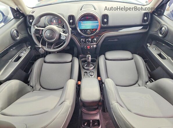 WMZ53BR06P3P97147 2023 MINI COOPER Teal Vista del salpicadero
