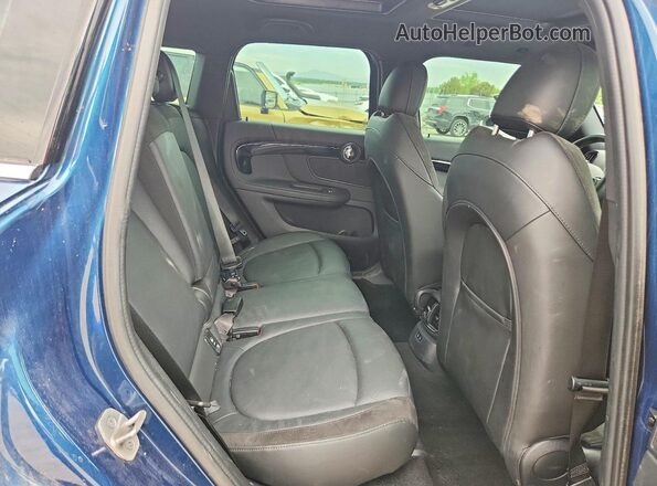 WMZ83BR07N3N36829 2022 MINI COOPER Teal Rear interior view