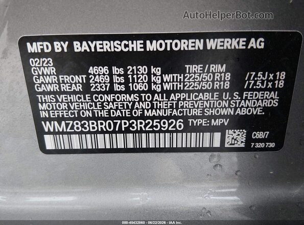 WMZ83BR07P3R25926 2023 MINI COUNTRYMAN Silver Vista del compartimento del motor