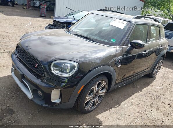 WMZ83BR0XM3N20025 2021 MINI COUNTRYMAN Черный Передняя левая четверть