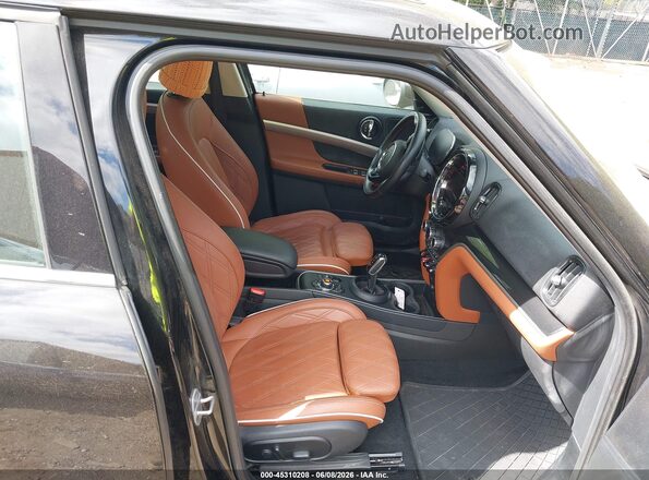 WMZ83BR0XM3N20025 2021 MINI COUNTRYMAN Черный Вид салона спереди
