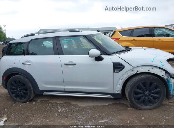 WMZYS7C33H3E07268 2017 MINI COUNTRYMAN White Вид задньої частини салону