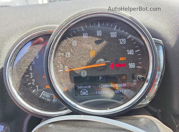 WMZYS7C55K3F45158 2019 MINI COOPER Gray Instrument cluster view