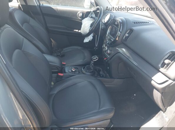 WMZYS7C57K3F45257 2019 MINI COUNTRYMAN Gray Front interior view