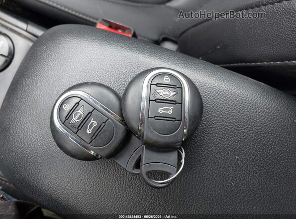 WMZYS7C5XK3F45561 2019 MINI COUNTRYMAN Red Vista del salpicadero