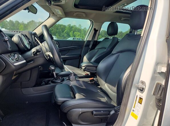 WMZYT3C52K3E94904 2019 MINI COOPER White Вид салону спереду