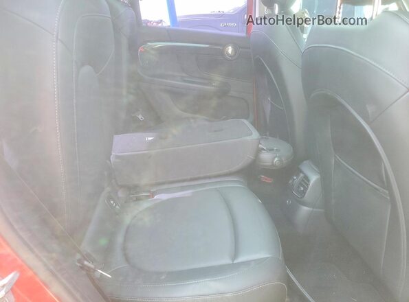 WMZYT3C54K3E94385 2019 MINI COOPER Red Հետևի նստատեղերի տեսք