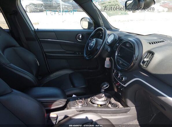 WMZYT5C36H3D80147 2017 MINI COUNTRYMAN White Вид салону спереду
