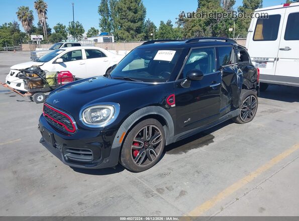 WMZYV9C33J3B91933 2018 MINI COUNTRYMAN Черный Передняя левая четверть
