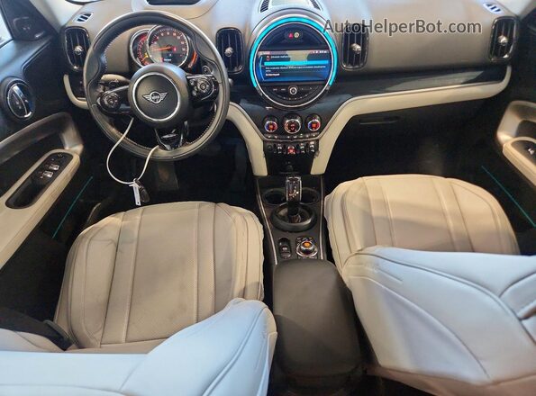 WMZYW7C09L3L41356 2020 MINI COOPER White Вид панелі приладів