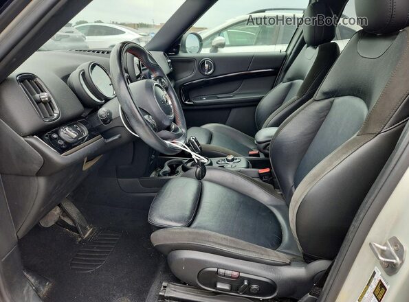 WMZYX1C09L3L54957 2020 MINI COOPER Gray Front interior view