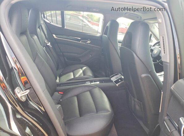 WP0AA2A72GL000969 2016 PORSCHE PANAMERA Black Widok tylnych siedzeń