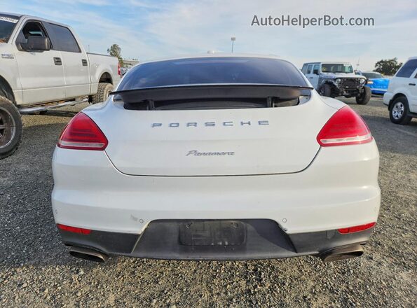 WP0AA2A74GL002366 2016 PORSCHE PANAMERA White უკანა ხედი