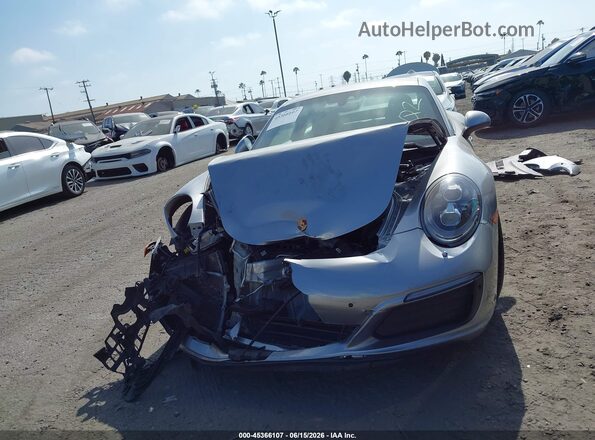 WP0AA2A92HS107089 2017 PORSCHE 911 Silver Dashboard view