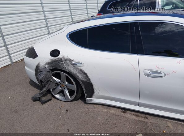 WP0AB2A78GL050787 2016 PORSCHE PANAMERA White Դիմացի տեսք