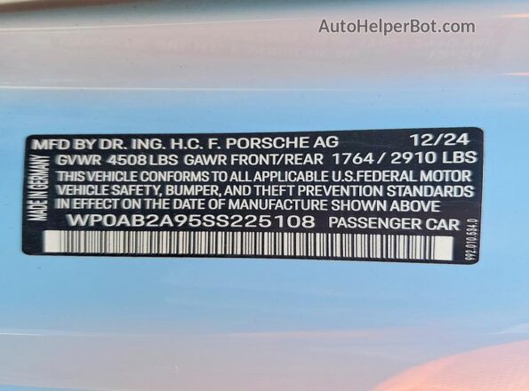 WP0AB2A95SS225108 2025 PORSCHE 911 Turquoise Engine compartment view