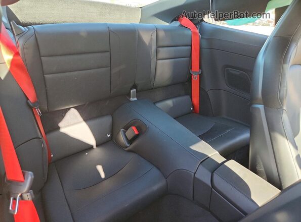 WP0AB2A97LS229517 2020 PORSCHE 911 Silver Rear seats view