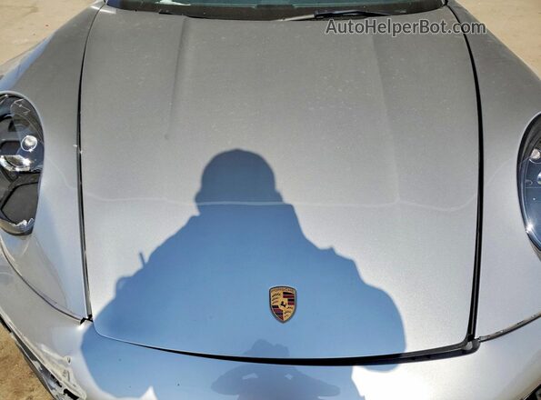 WP0AB2A99NS221891 2022 PORSCHE 911 Silver Widok wnętrza z tyłu
