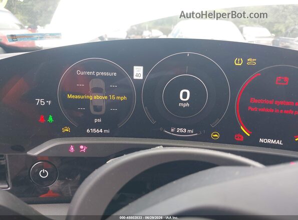 WP0AB2Y13LSA51785 2020 PORSCHE TAYCAN White Vista de los asientos traseros