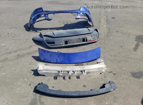 WP0AB2Y16MSA43357 2021 PORSCHE TAYCAN Blue Engine compartment view