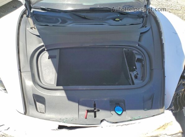 WP0AB2Y19LSA51600 2020 PORSCHE TAYCAN White Սալոնի հետևի տեսք