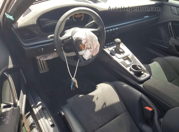 WP0AC2A97TS287012 2026 PORSCHE 911 Green Вид панелі приладів