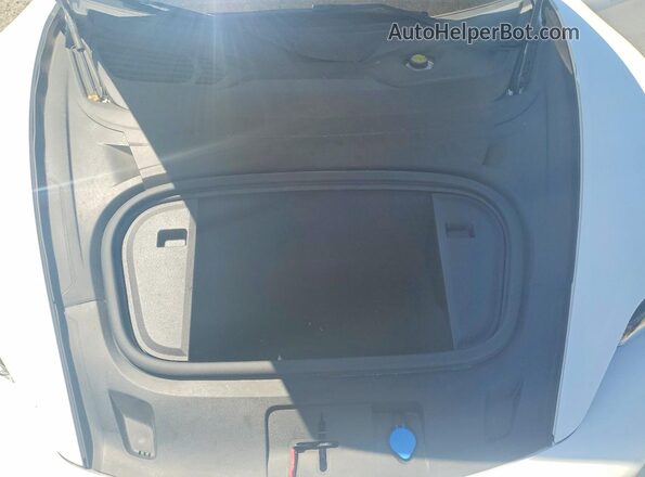 WP0AD2Y12NSA59423 2022 PORSCHE TAYCAN White Սալոնի հետևի տեսք